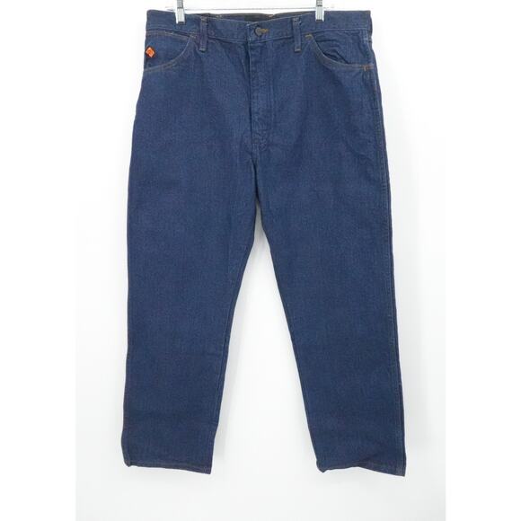 Wrangler FR Jeans Mens 38x30 Blue Flame Resistant Workwear 13MWZ HRC2 2112 Denim - Picture 1 of 15